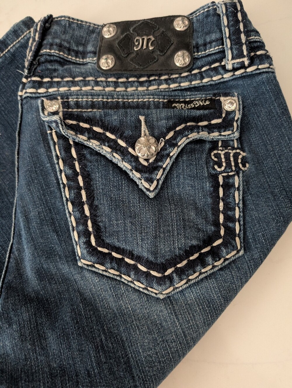Miss Me Jeans. 29" Waist. Length Approximately 32"-33" Inches